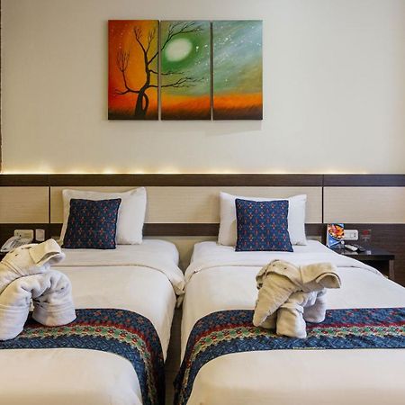 Atlantic City Hotel Bandung Buitenkant foto