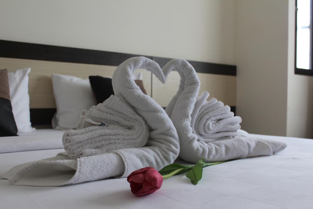 Atlantic City Hotel Bandung Buitenkant foto