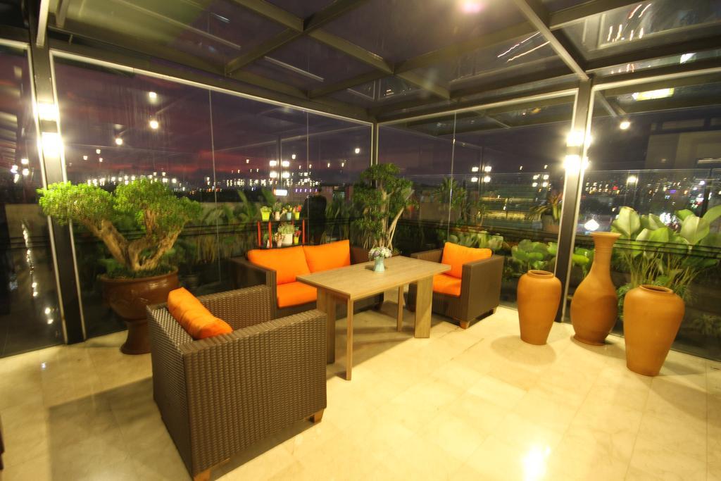 Atlantic City Hotel Bandung Buitenkant foto