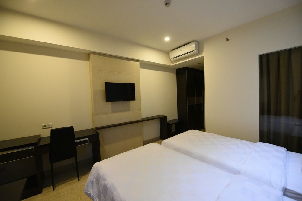 Atlantic City Hotel Bandung Buitenkant foto
