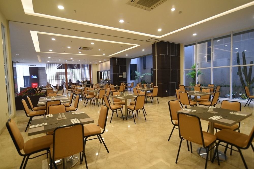 Atlantic City Hotel Bandung Buitenkant foto